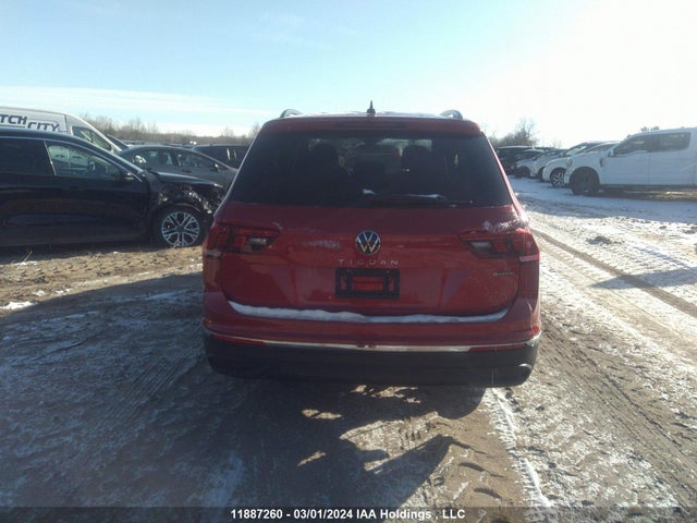 3VV2B7AX8NM072996 Volkswagen TIGUAN SE