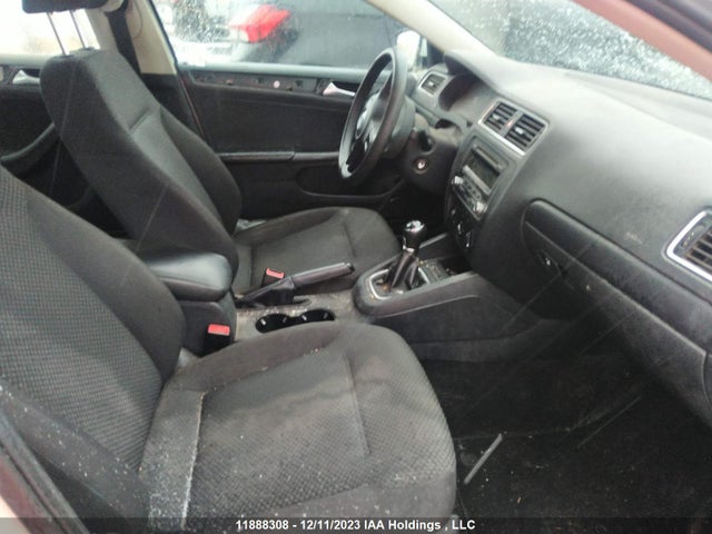 3VW1K7AJ6EM424430 Volkswagen JETTA