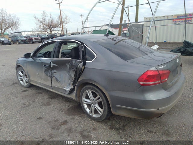 1VWCS7A39EC068700 Volkswagen Passat Highline