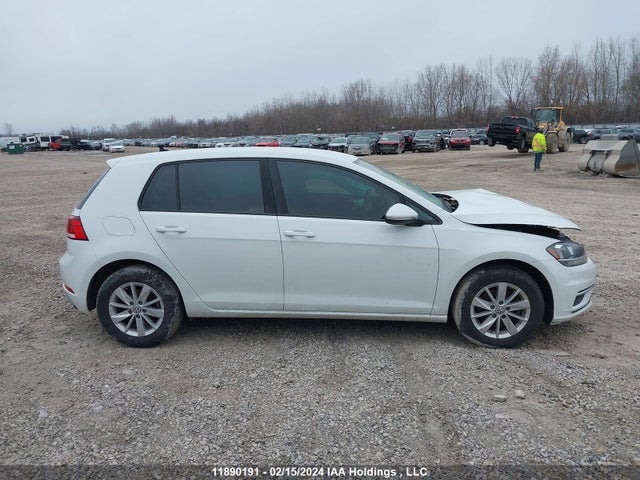 3VWG17AU3JM295693 Volkswagen Golf Trendline/comfortline