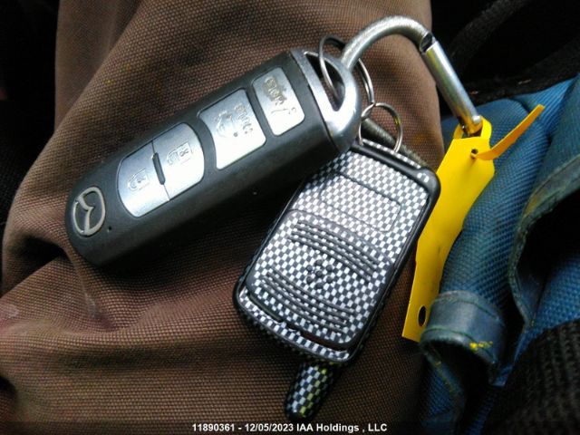 3MZBM1V7XEM121662 Mazda Mazda3 Gs-sky