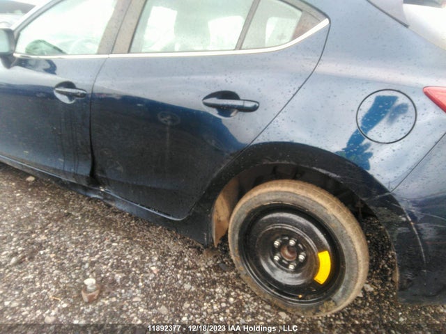 JM1BM1L70E1176589 Mazda Mazda3 Gs-sky