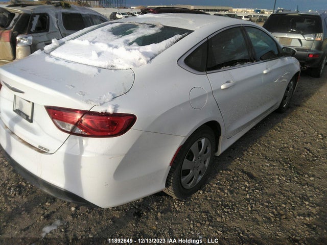 1C3CCCFB6FN667041 Chrysler 200 LX