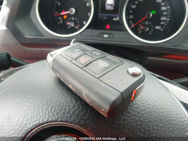 3VV2B7AX0JM168972 Volkswagen TIGUAN