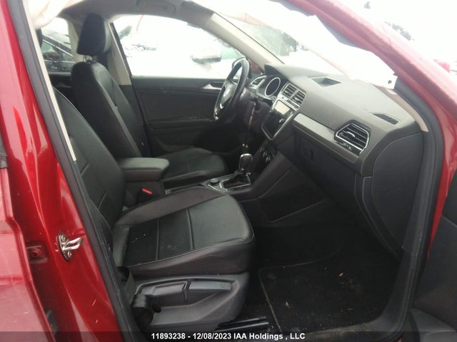 3VV2B7AX0JM168972 Volkswagen TIGUAN