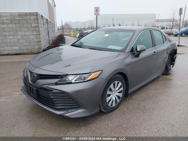 Продаж на аукціоні авто 2018 Toyota Camry Le/se/xle, vin: 4T1B11HK4JU617375, номер лоту: 11893321
