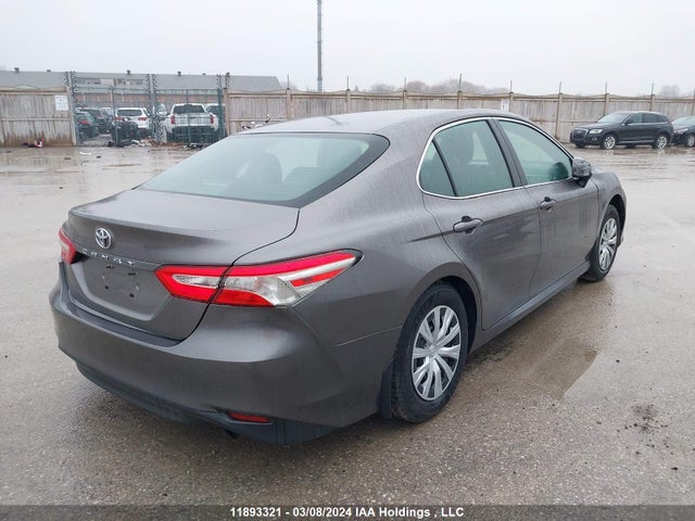Продаж на аукціоні авто 2018 Toyota Camry Le/se/xle, vin: 4T1B11HK4JU617375, номер лоту: 11893321