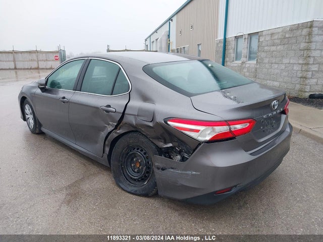 Продаж на аукціоні авто 2018 Toyota Camry Le/se/xle, vin: 4T1B11HK4JU617375, номер лоту: 11893321