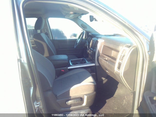 3C6RR7KT1NG215202 RAM 1500 Classic Tradesman