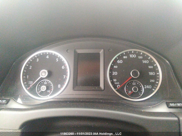 WVGNV7AX6HK038081 Volkswagen Tiguan Wolfsburg Edition