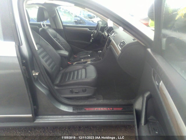 1VWCS7A37GC003900 Volkswagen Passat Sel/sel Premium