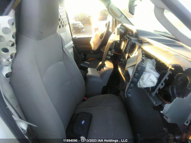 1FTNS2EW5EDA73258 Ford Econoline E250 Van