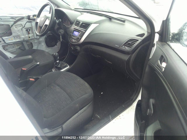 Hyundai Accent 2017 KMHCT5AE3HU333398 Image 26