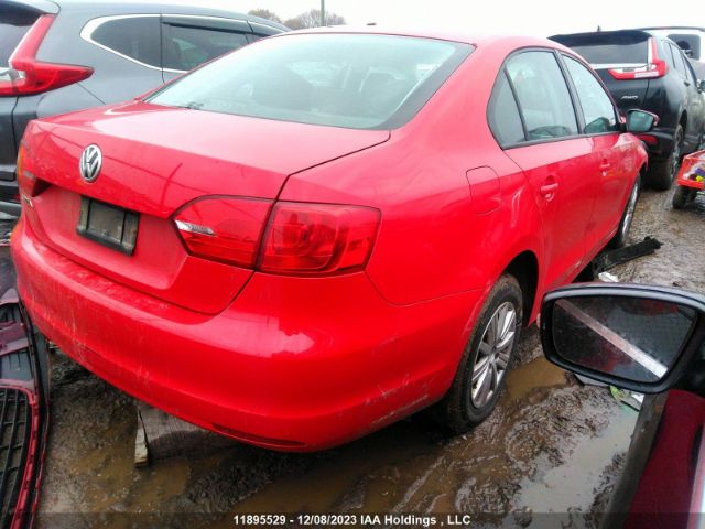 3VWDK7AJ9EM401799 Volkswagen Jetta Sedan Comfortline