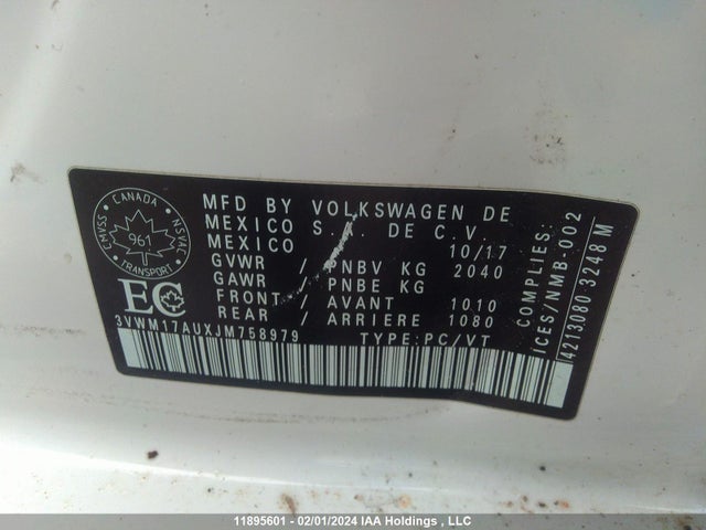 3VWM17AUXJM758979 Volkswagen GOLF ALLTRACK