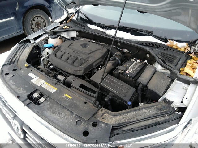 1VWBA7A33MC013527 Volkswagen Passat Highline