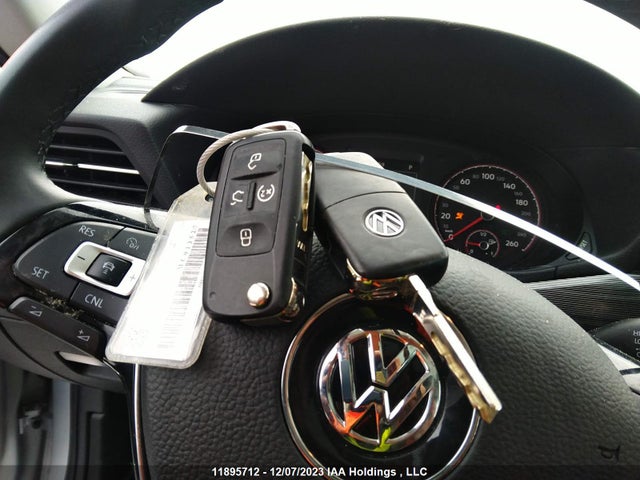 1VWBA7A33MC013527 Volkswagen Passat Highline