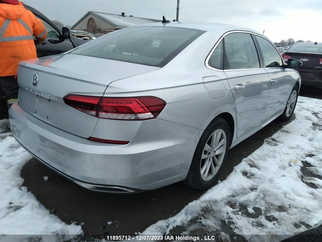1VWBA7A33MC013527 Volkswagen Passat Highline