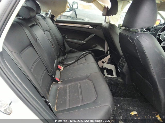1VWBA7A33MC013527 Volkswagen Passat Highline