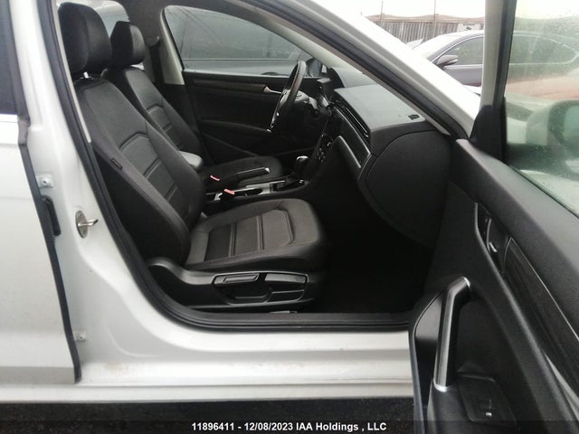 1VWBA7A35MC014193 Volkswagen Passat Highline