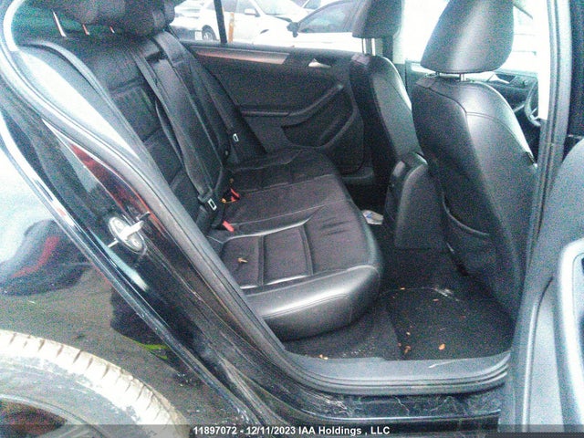 3VWL07AJ6FM312050 Volkswagen JETTA SEL
