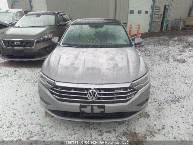 3VWE57BU6MM075415 Volkswagen JETTA SEL