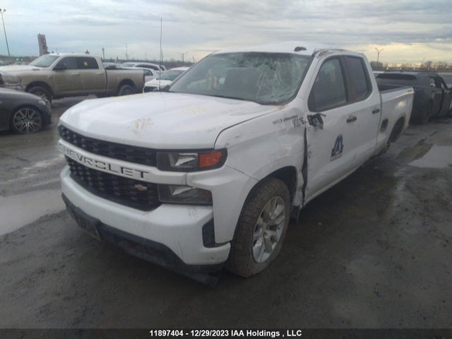 Chevrolet Silverado Ltd K1500 2022 1GCRYBEK9NZ194164 Image 2
