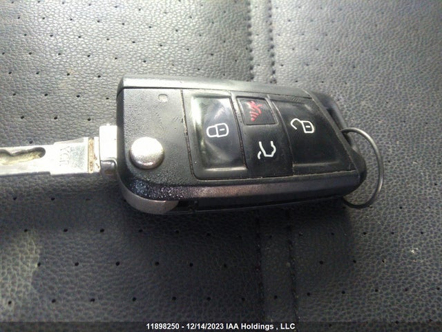 3VW117AU8FM010077 Volkswagen GOLF