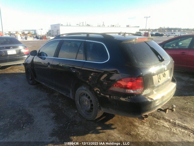 3VWML7AJ4EM620635 Volkswagen Golf Wagon