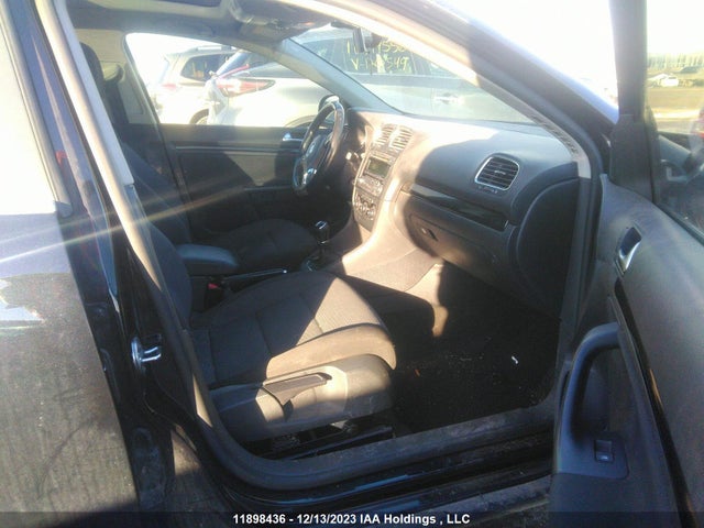 3VWML7AJ4EM620635 Volkswagen Golf Wagon