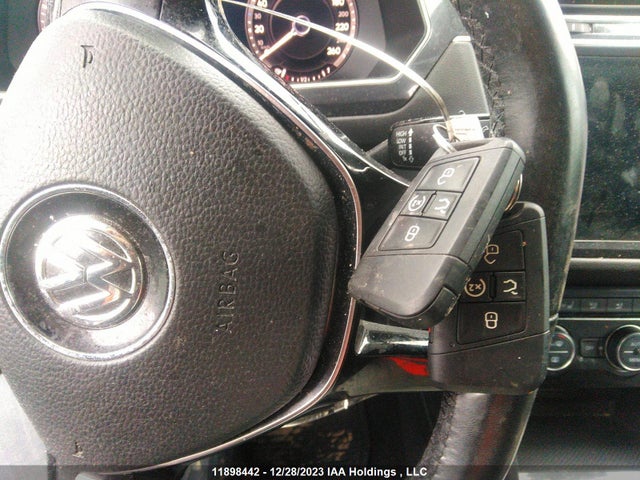 3VV4B7AX8JM125232 Volkswagen TIGUAN
