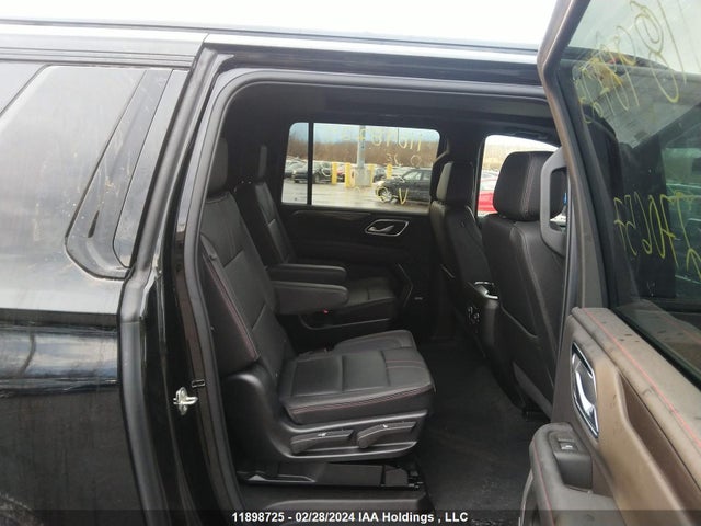 Chevrolet Suburban 2022 1GNSKEKD5NR270657 Image 5