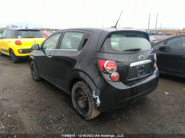 Chevrolet Sonic 2014 1G1JC6EH6E4188240 Image 3