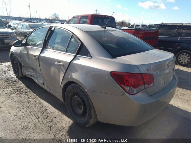 Chevrolet CRUZE LT 2014 1G1PC5SB9E7305618 Image 3