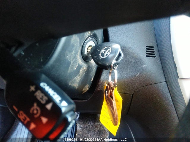 Toyota Matrix 2014 2T1KU4EE7EC128807 Image 11