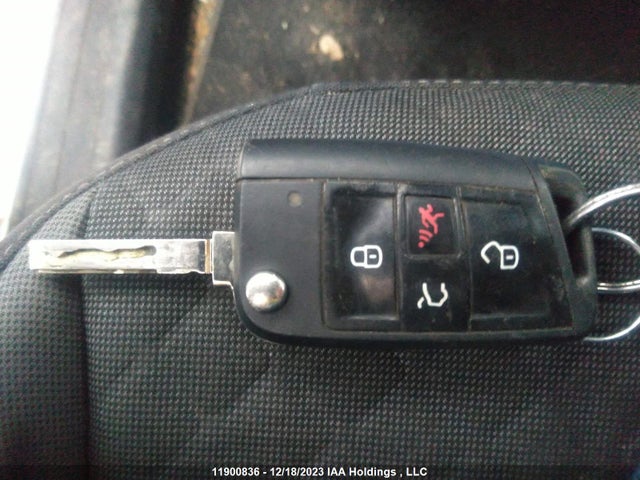 3VV0B7AX7KM148095 Volkswagen TIGUAN