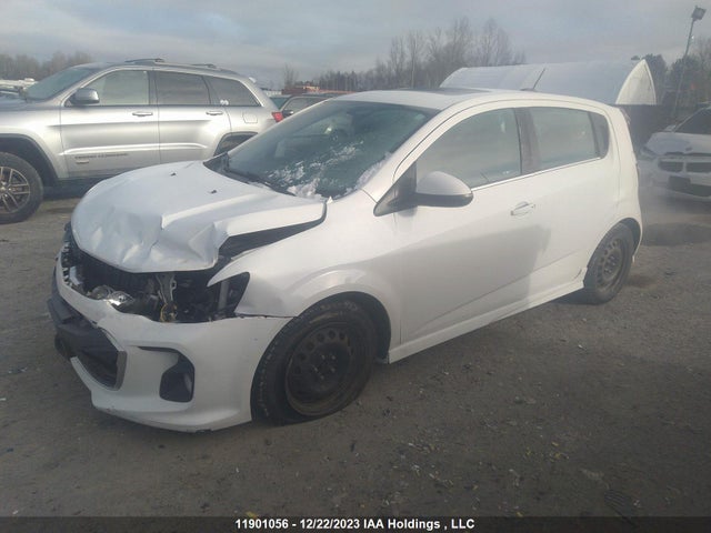 Chevrolet Sonic 2017 1G1JD6SB4H4134937 Image 2