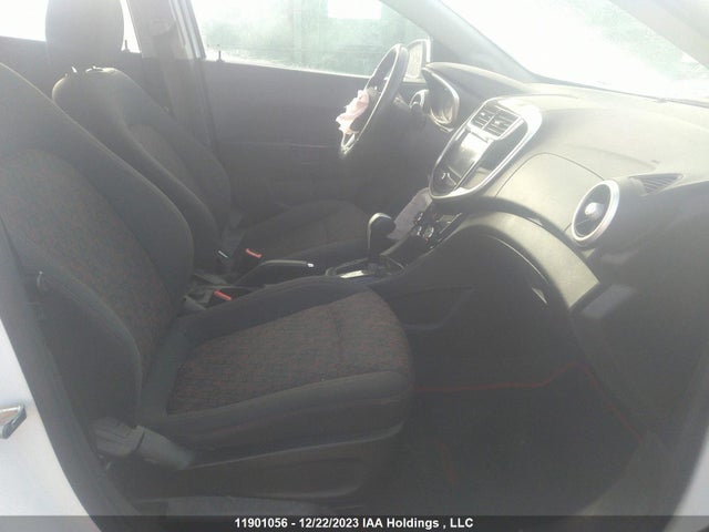 Chevrolet Sonic 2017 1G1JD6SB4H4134937 Image 5
