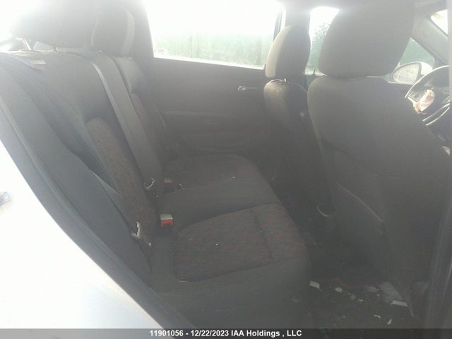 Chevrolet Sonic 2017 1G1JD6SB4H4134937 Image 8