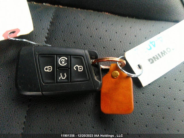 3VWSM7BU1NM033077 Volkswagen JETTA