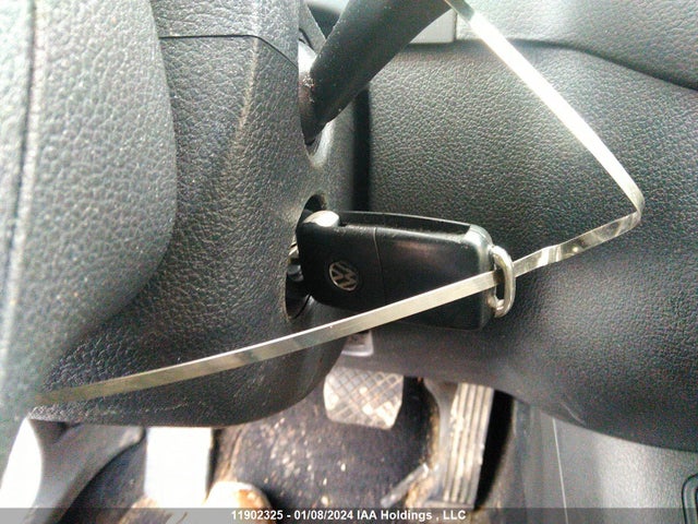 WVGJV3AX2EW598733 Volkswagen TIGUAN
