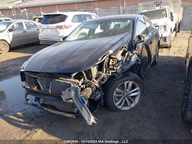 1VWBA7A38MC012339 Volkswagen PASSAT