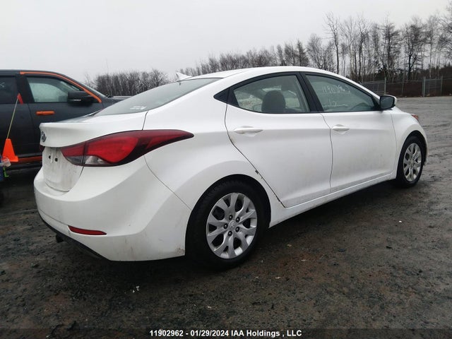 Hyundai ELANTRA GL 2015 5NPDH4AE6FH612159 Image 4