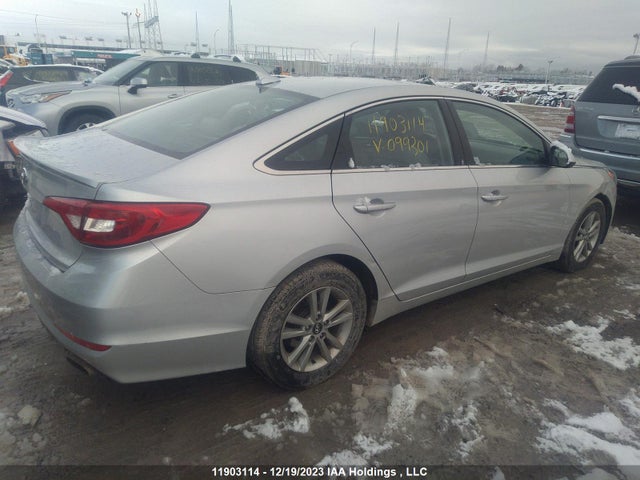 Hyundai SONATA SE 2015 5NPE24AF4FH099301 Image 4