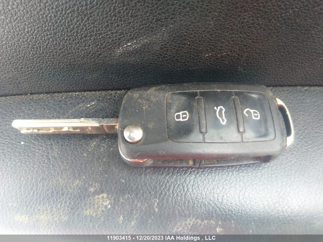 3VW1K7AJ4EM355527 Volkswagen JETTA SEDAN