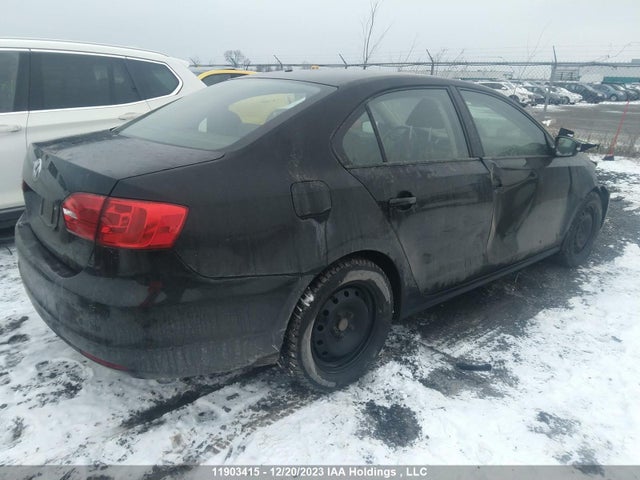 3VW1K7AJ4EM355527 Volkswagen JETTA SEDAN