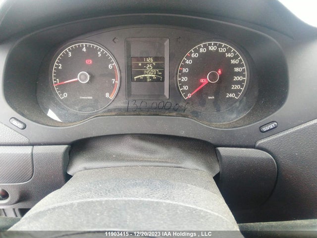 3VW1K7AJ4EM355527 Volkswagen JETTA SEDAN