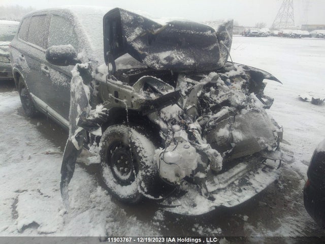 JA4AZ2A39LZ612402 Mitsubishi Outlander