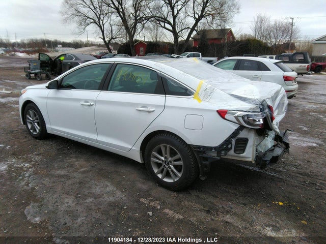 Hyundai SONATA GL 2016 5NPE24AF2GH391370 Image 3