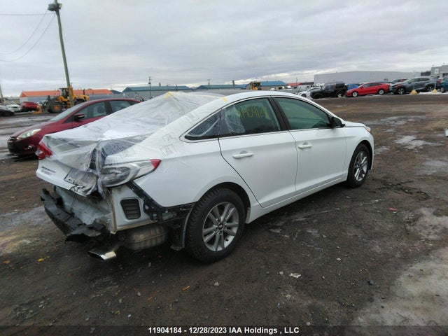 Hyundai SONATA GL 2016 5NPE24AF2GH391370 Image 4